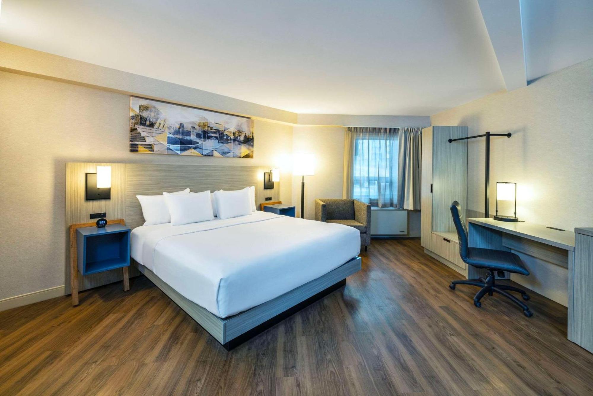 Comfort Inn Amherst Bagian luar foto