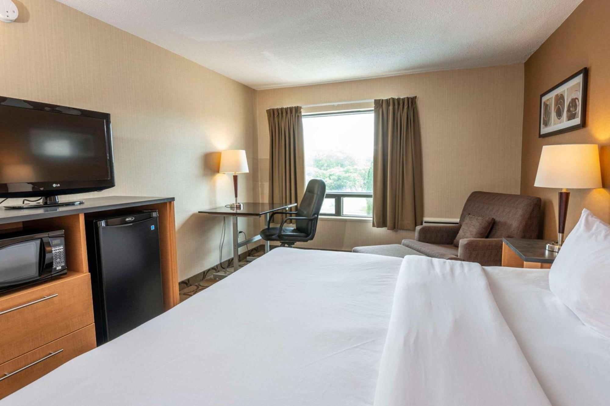 Comfort Inn Amherst Bagian luar foto