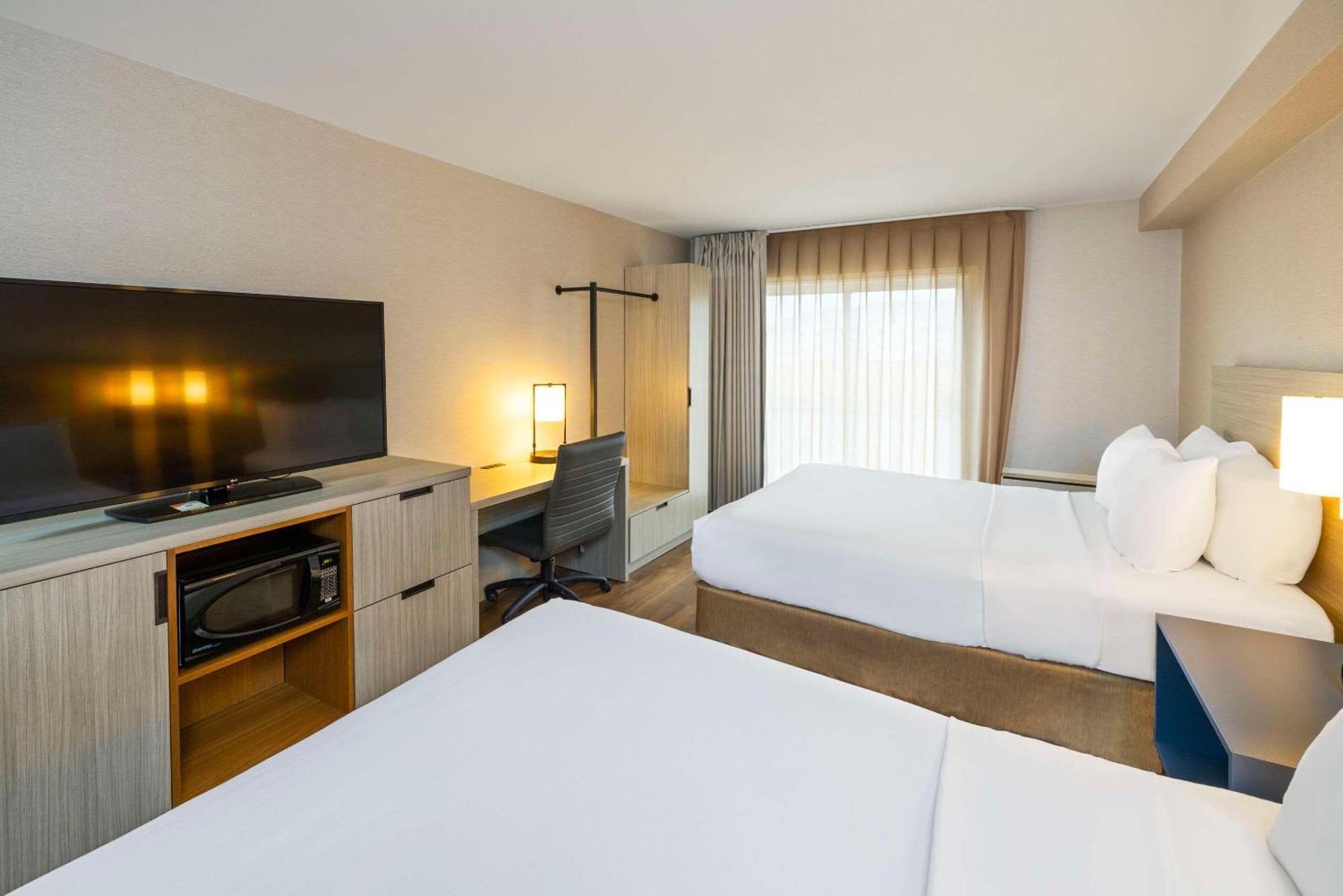 Comfort Inn Amherst Bagian luar foto