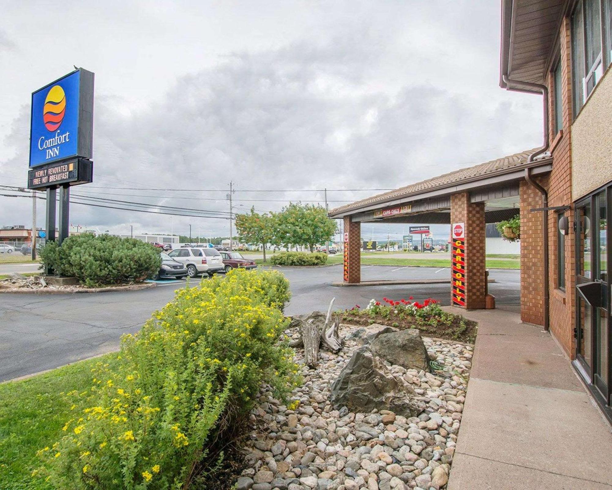 Comfort Inn Amherst Bagian luar foto
