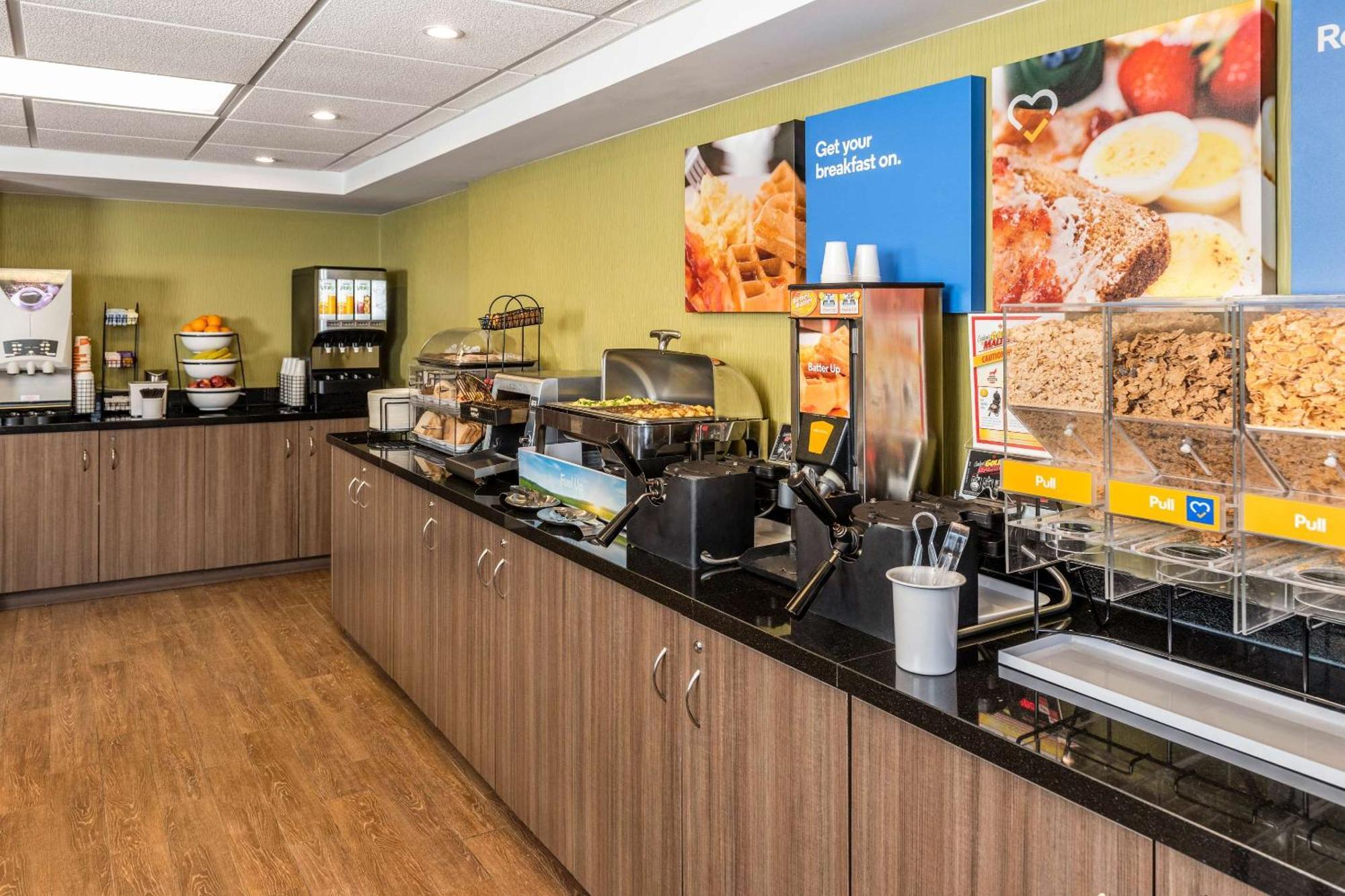 Comfort Inn Amherst Bagian luar foto