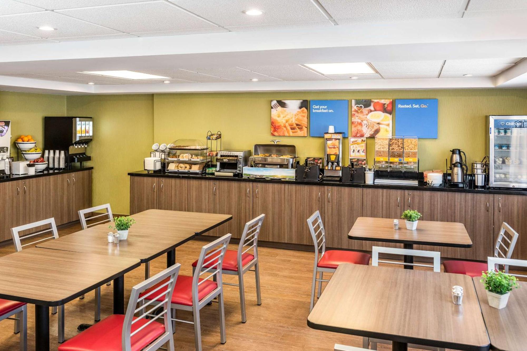 Comfort Inn Amherst Bagian luar foto